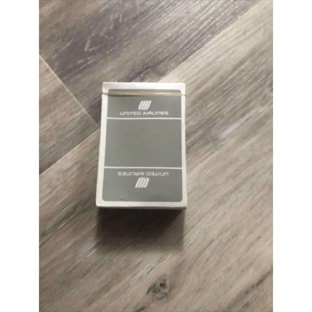 United Airlines Playing Cards . Sealed